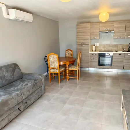 Cozy With Parking Near Caen Apartment Ifs